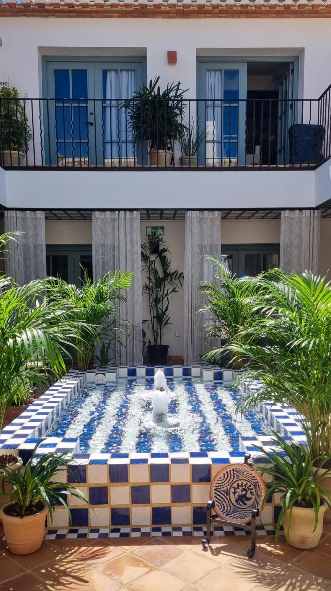 Hotel Nomad & Altea